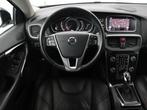 Volvo V40 Cross Country 1.5 T3 Polar+ Luxury | € 15.900,00, 4 cilinders, 700 kg, Wit, 152 pk