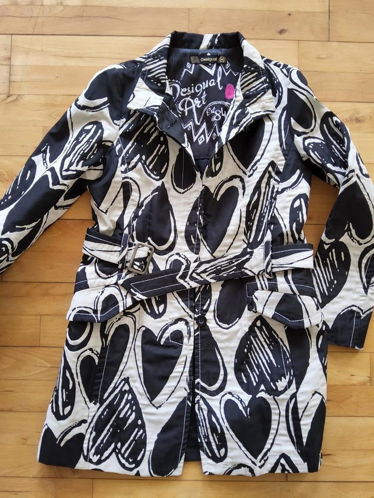 Desigual jas, Ophalen of Verzenden, Zo goed als nieuw, Maat 38/40 (M), Zwart