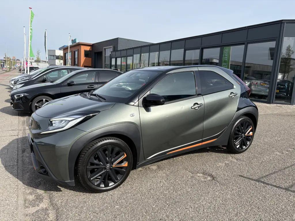 Toyota Aygo X 1.0 VVT-i MT Limited € 16.045,00, Gebruikt, 4 stoelen, Leder en Stof, Origineel Nederlands