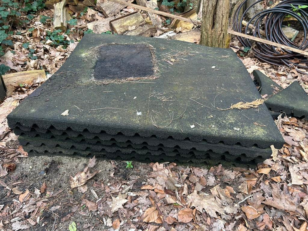 Rubberen tuintegels 6x(1x1) en 8x(60x60), Tuin en Terras, Tegels en Klinkers, Ophalen, Zo goed als nieuw, Rubber, Terrastegels