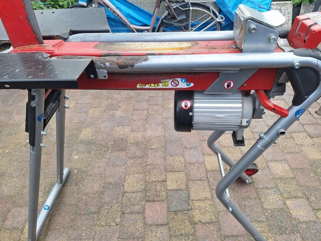 Alko Kloofmachine 4 tons persrichtlijn., Ophalen of Verzenden, Gebruikt, Liggend