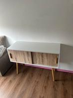 Kastje met 2 schuifdeurtjes, Ophalen, Zo goed als nieuw