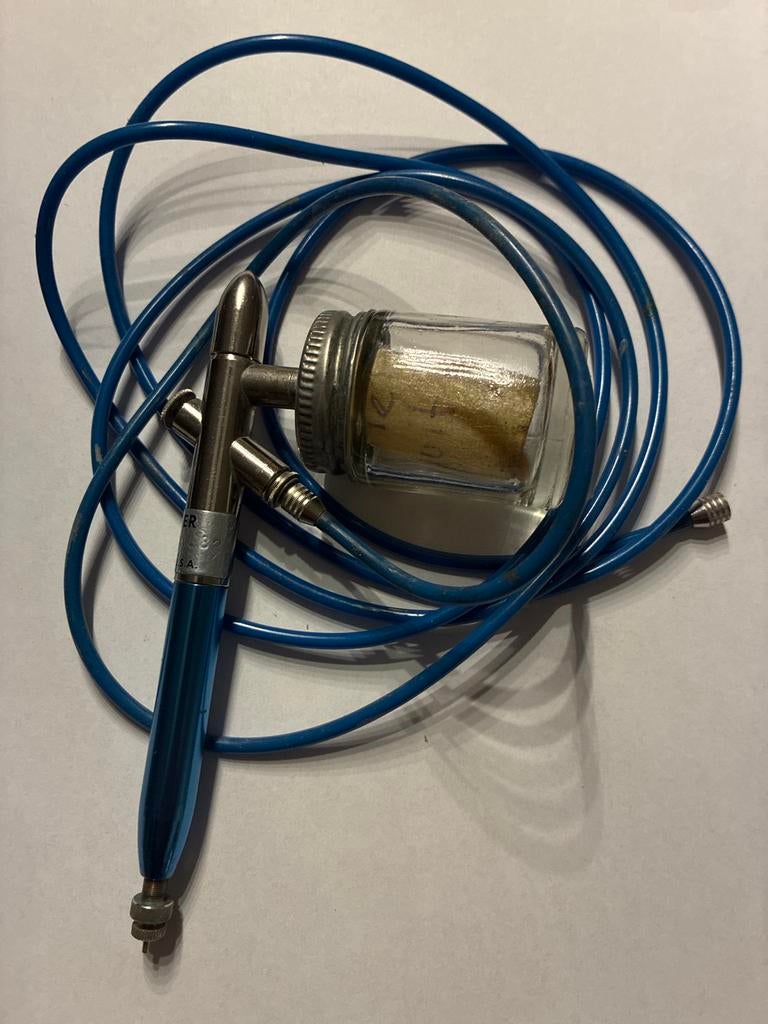 Badger airbrush met slang en potje, Ophalen of Verzenden, Gebruikt