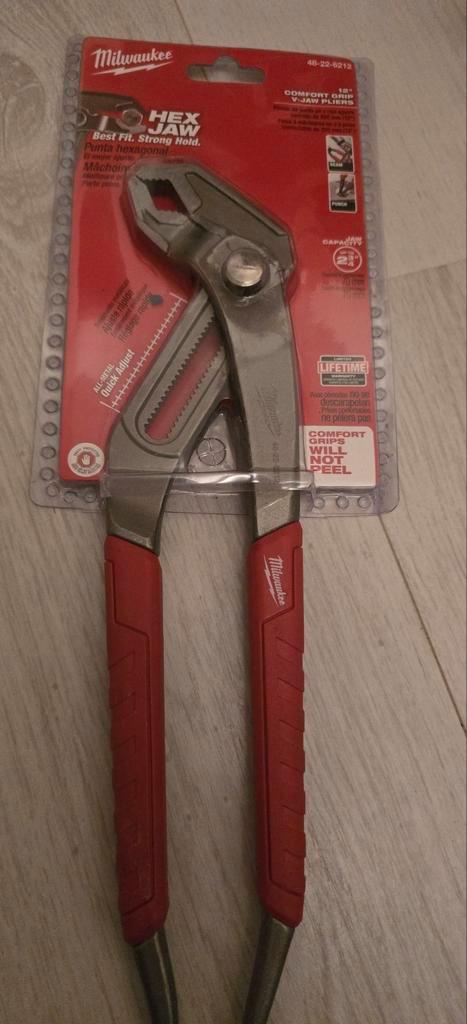 Milwaukee waterpomptang en Facom bandsleutel, Doe-het-zelf en Verbouw, Gereedschap | Handgereedschap, Nieuw, Ophalen of Verzenden