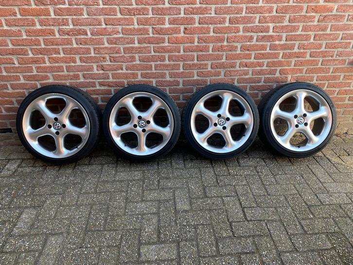 Velgen 17 inch 4x100, Auto-onderdelen, Banden en Velgen, Banden en Velgen, Zomerbanden, 17 inch, 195 mm, Personenwagen, Gebruikt
