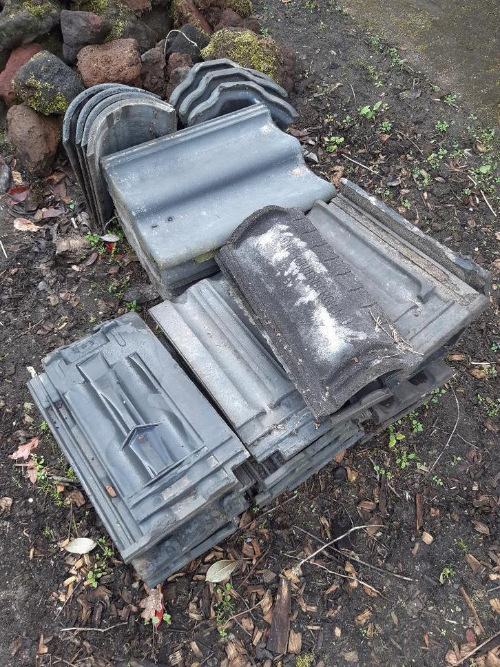 Restant oude dakpannen verschillend formaat, Tuin en Terras, Overige Tuin en Terras, Gebruikt, Ophalen