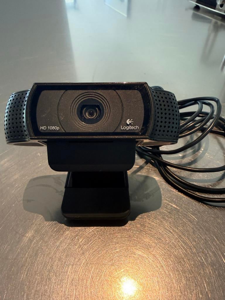 Logitech HD 1080p Prostream Webcam, Computers en Software, Webcams, Zo goed als nieuw, Bedraad, Windows, Monitorclip, Ophalen of Verzenden