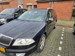 Skoda Octavia 1.6 Combi FSI 85KW 2008 Zwart, Auto's, Skoda, Voorwielaandrijving, 15 km/l, 4 cilinders, Zwart