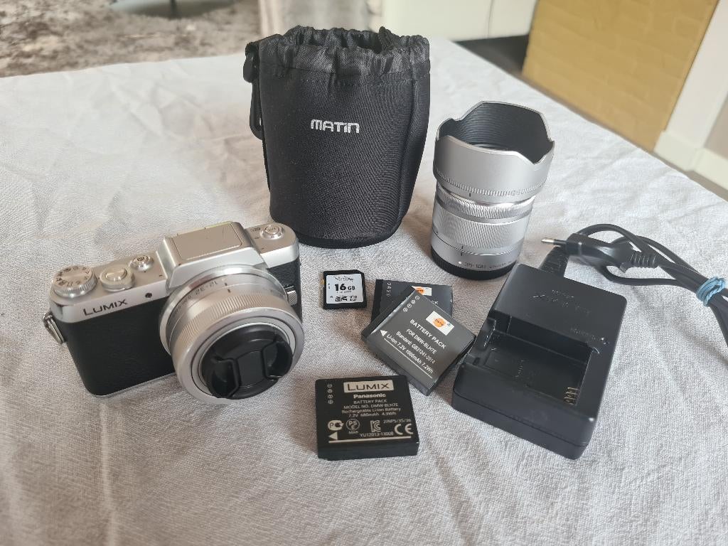 Panasonic Lumix GF7 (Systeemcamera) + 2 lenzen, COMPLETE set, Audio, Tv en Foto, Fotocamera's Digitaal, Ophalen, Gebruikt, Overige Merken