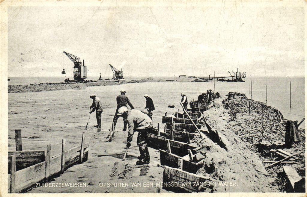 Zuiderzeewerken - Opspuiten van een mengsel van zand en wate, Verzamelen, Ophalen of Verzenden, Voor 1920, Gelopen, Noord-Brabant