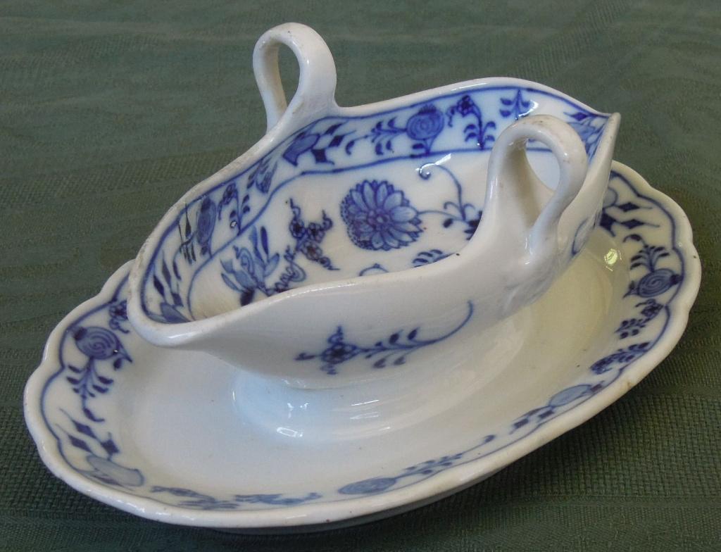 Nr ONB105: Antieke Meissen Zwiebelmuster juskom, Antiek en Kunst, Antiek | Servies los, Ophalen of Verzenden
