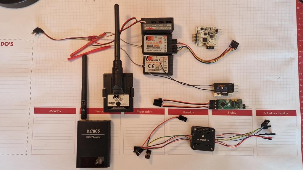 Grote set Drone Elektronica: Naze32, SP Racing F3, FrSky/Fly, Hobby en Vrije tijd, Modelbouw | Radiografisch | Vliegtuigen, Gebruikt