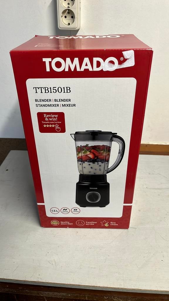 Blender Merk Tomado is nieuw Type TTB1501B, Witgoed en Apparatuur, Blenders, Ophalen of Verzenden, Nieuw, Blender