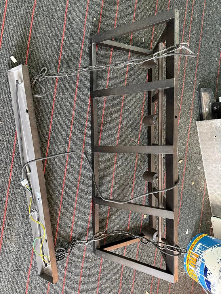 Industriële lamp - Goede staat met lichte beschadiging, Huis en Inrichting, Lampen | Hanglampen, Ophalen, Gebruikt, Metaal