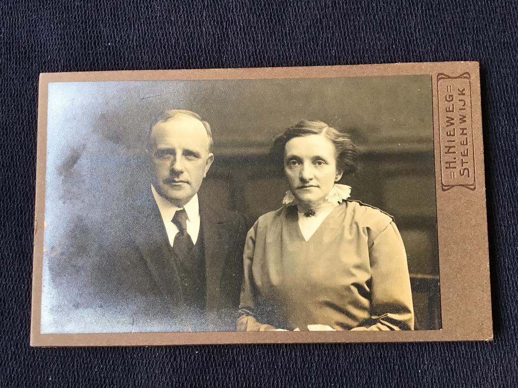 CDV, Dame/Man, H. NIEWEG, STEENWIJK, Carte de Visite, Ophalen of Verzenden, Voor 1940, Gebruikt, Foto