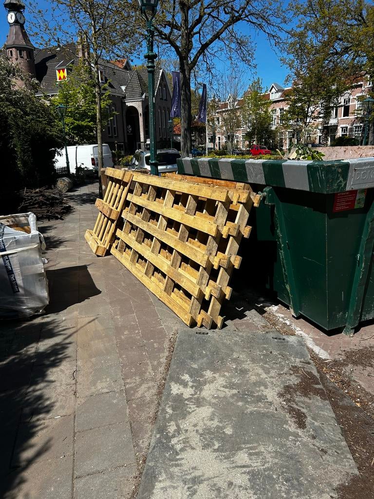 Gratis houten pallets af te halen, Ophalen, Gebruikt