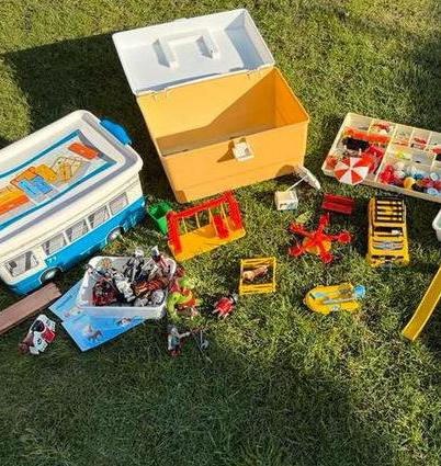 Playmobil divers: speeltuin,ridders,voertuigen, Ophalen of Verzenden, Gebruikt, Complete set