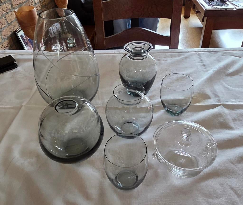 Glaswerk van AD Copier Leerdam, diverse vazen en schalen, Ophalen