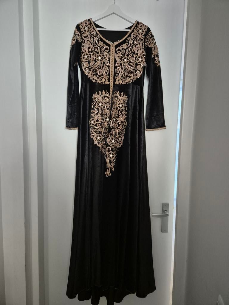 Elegante Marokkaanse Kaftan - Zwart met Goud Borduurwerk, Maat 38/40 (M), Overige typen, Zwart, Ophalen of Verzenden