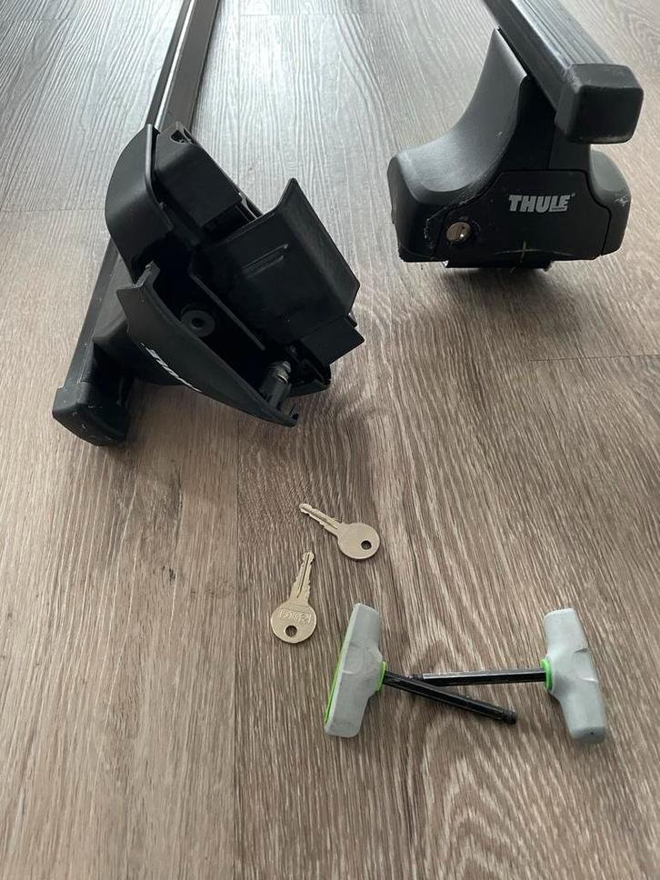 Thule SquareBar Evo dakdragers 127cm, Auto diversen, Dakdragers, Gebruikt, Ophalen