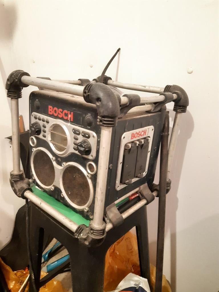 Bosch bouwradio, Ophalen, Bouwradio