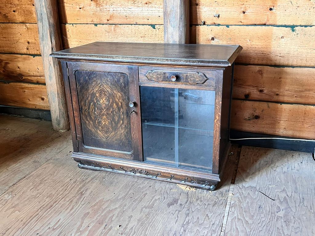 Leuk nostalgisch theekastje met glazen deur, Antiek en Kunst, Antiek | Meubels | Kasten, Ophalen