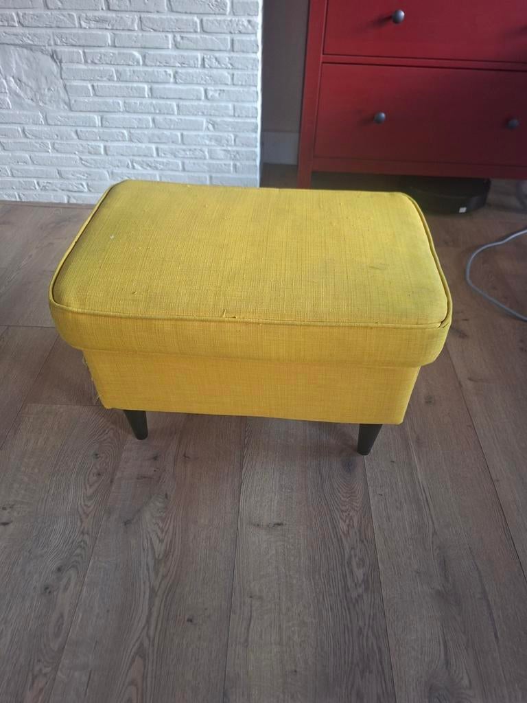 Gele poef ikea strandmon, Ophalen, Rechthoekig, Minder dan 50 cm, Minder dan 50 cm