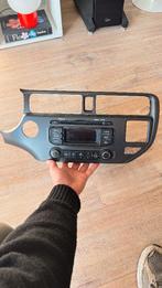 Autoradio Kia Rio (2011-2014) – origineel Hyundai systeem, Auto diversen, Autoradio's, Ophalen