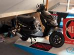 Piaggio zip SP 98 collectors item!, Fietsen en Brommers, Scooters | Piaggio, Zip, Ophalen of Verzenden, Zo goed als nieuw, Benzine