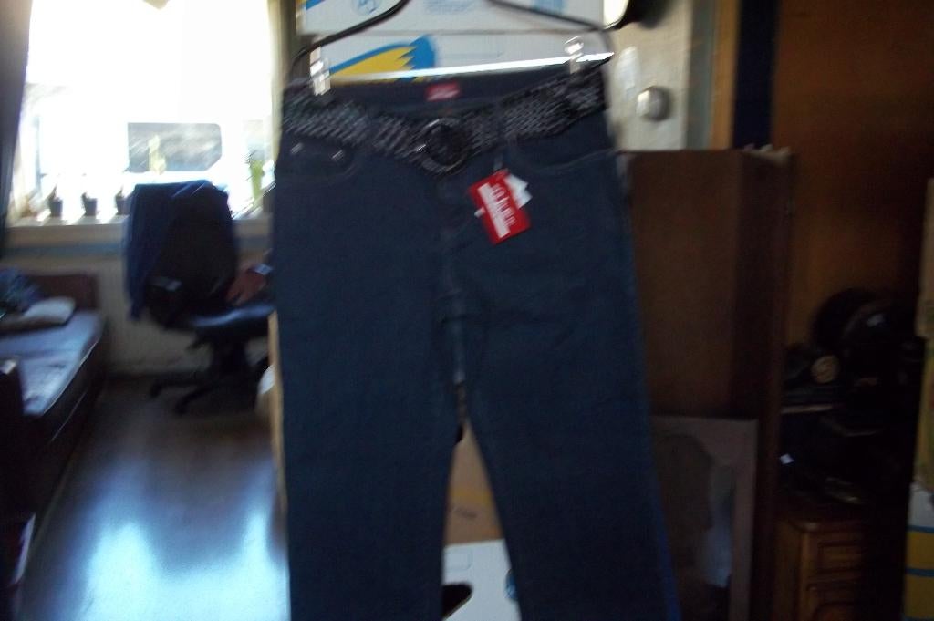partijtje van 70 spijkerbroeken donker blauw, Ophalen, Nieuw, Blauw, Overige jeansmaten