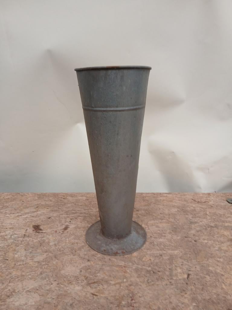 Vintage Zinken Bloemenvaas - 58 cm hoog, Ophalen of Verzenden