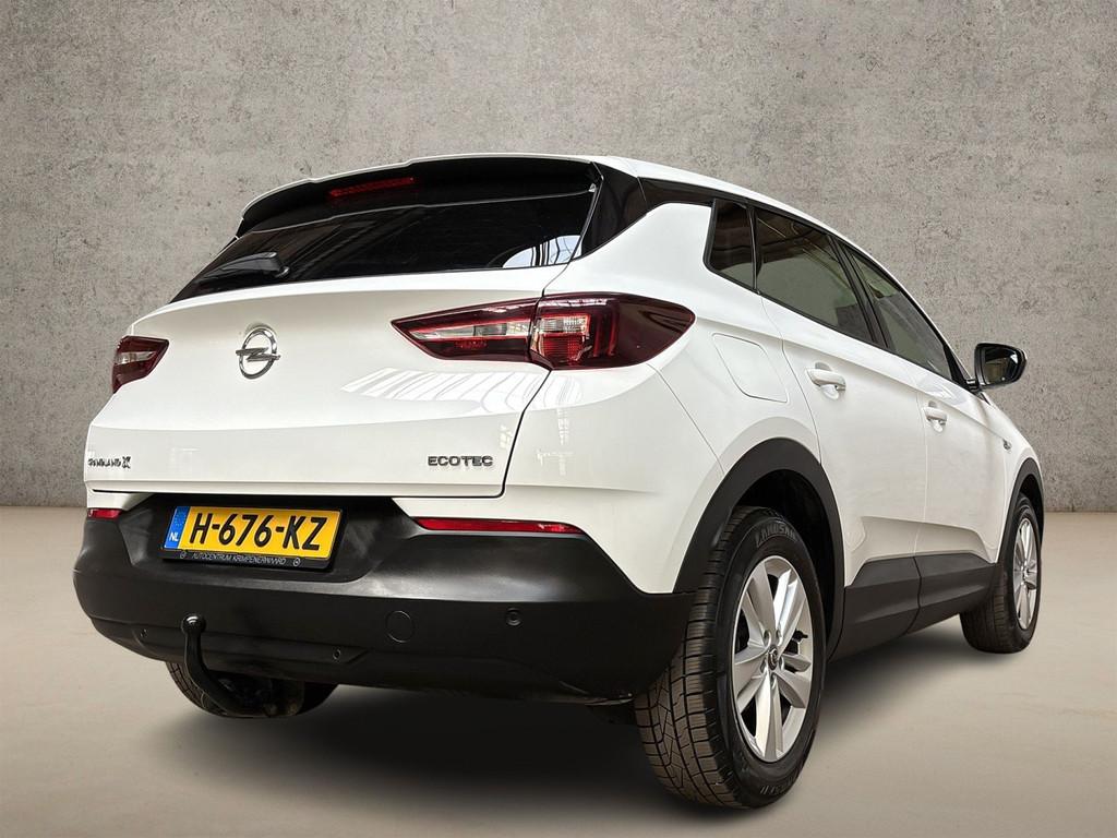 Opel Grandland X 1.2 Turbo Sport (APPLE CARPLAY, GROOT NAVI,, Voorwielaandrijving, Gebruikt, 1199 cc, Leder en Stof