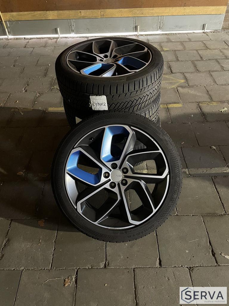 Lynk & Co – standaard 20" wielen met Continental WinterConta, Auto-onderdelen, Banden en Velgen, Ophalen, Gebruikt, -, -