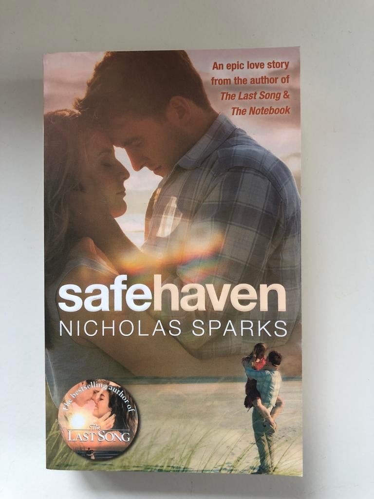 Safehaven - Nicholas Sparks, Boeken, Romans, Ophalen of Verzenden, Zo goed als nieuw, Europa overig