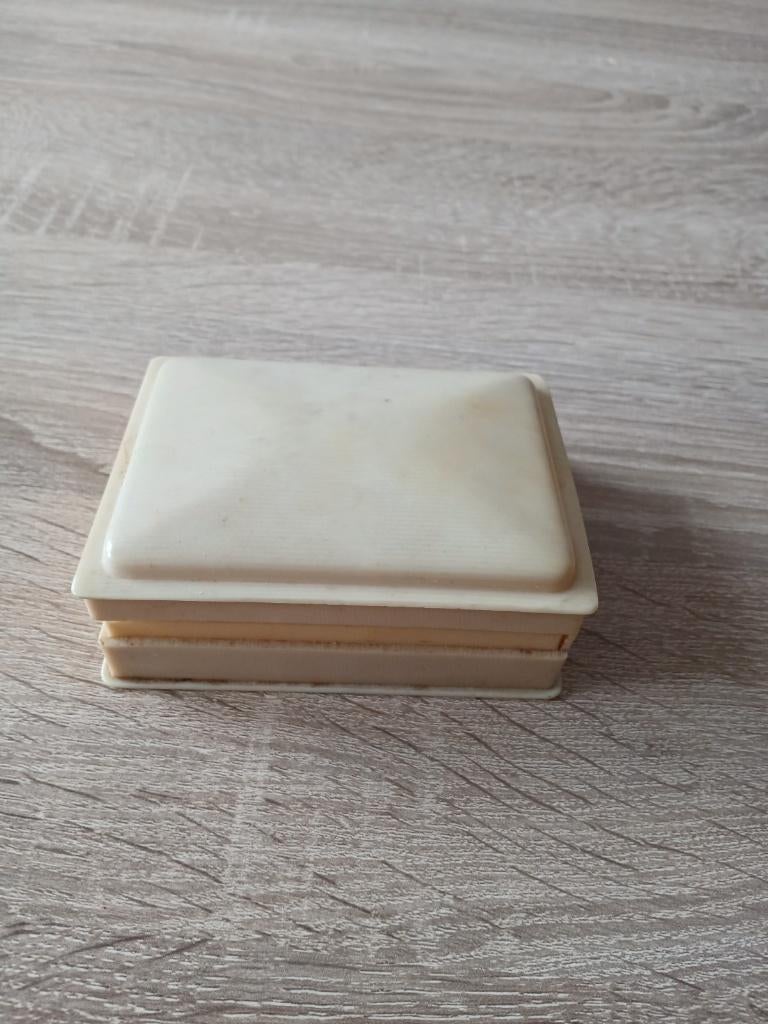 Doosje 10.5 x 8 x 3 cm, Ophalen of Verzenden, Gebruikt