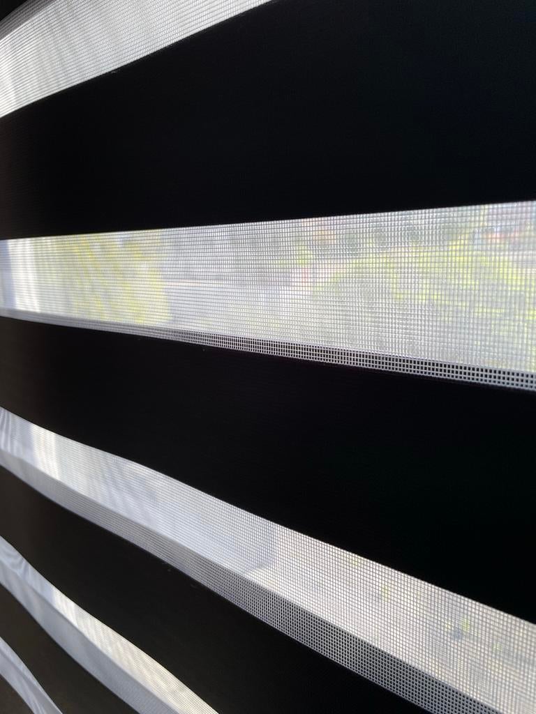 Duo rolgordijn zwart, Ophalen, 150 tot 200 cm, Zo goed als nieuw, 100 tot 150 cm