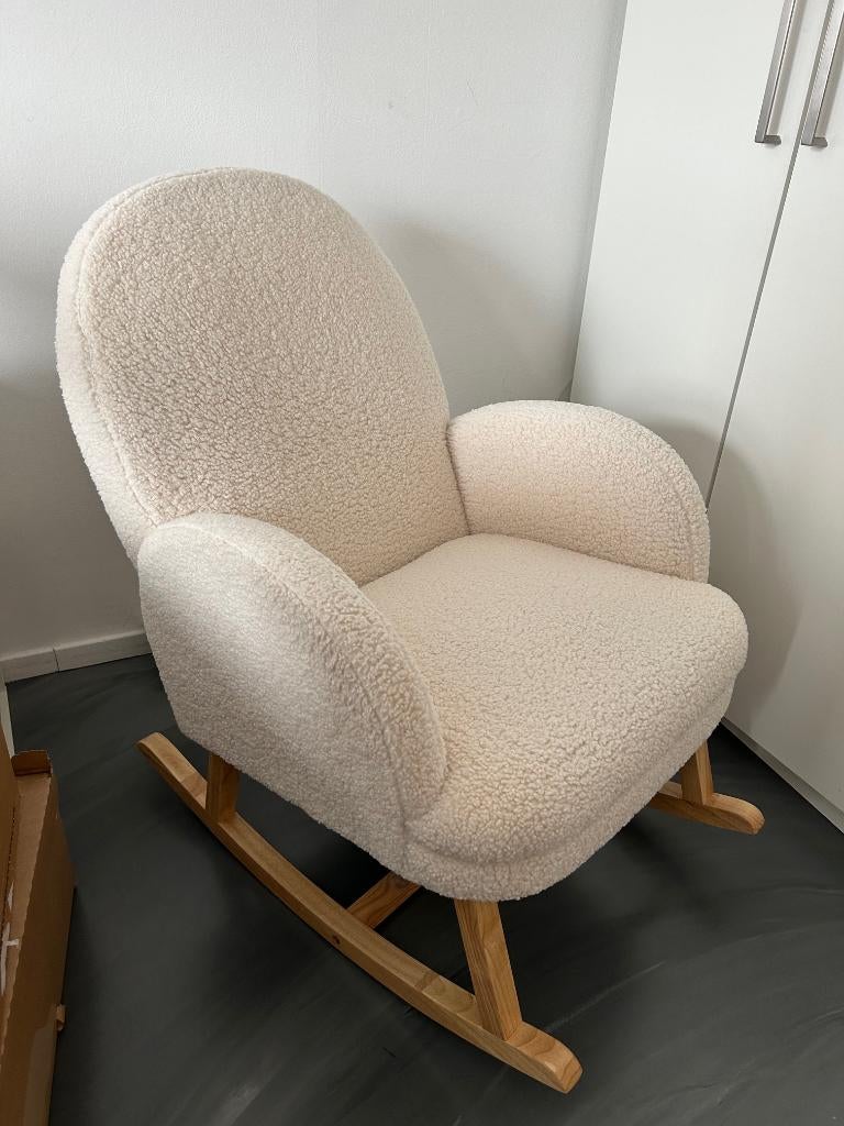 Teddy Nursery Rocking Chair, Huis en Inrichting, Fauteuils, Ophalen, Zo goed als nieuw, 75 tot 100 cm, 50 tot 75 cm