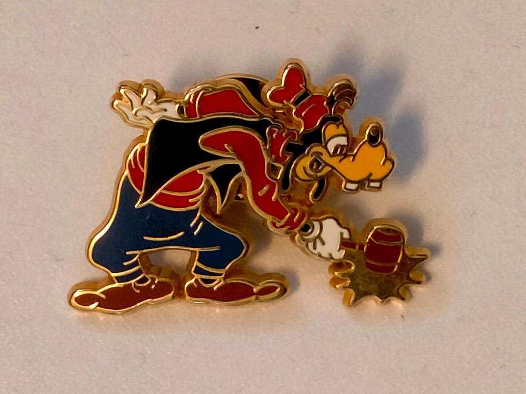 Goofy met Hamer disney tekenfilm pin logo strip, Ophalen of Verzenden, Gebruikt, Overige onderwerpen