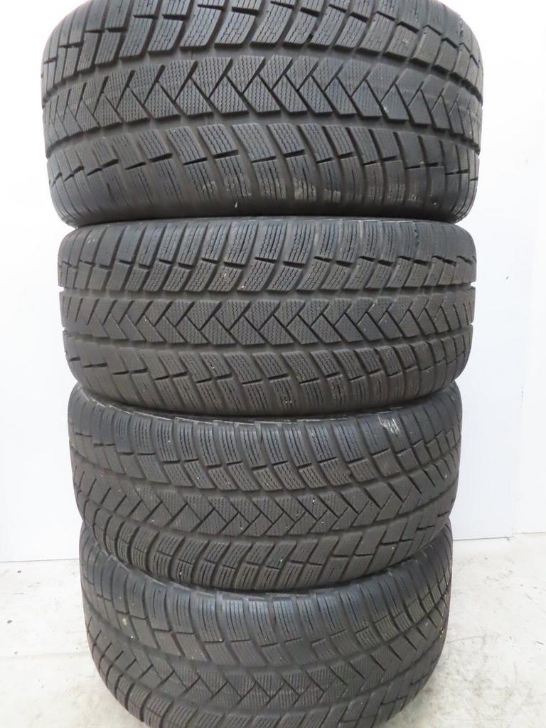 Originele Porsche Macan Turbo 21 inch velgen winterbanden, Gebruikt, -, 265 mm, -