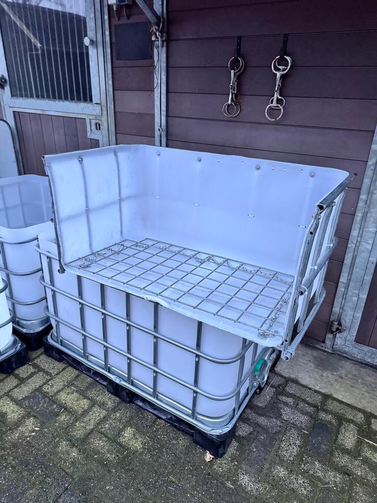 Stalalowfeeder/hooiruif met ijzeren net, Dieren en Toebehoren, Paarden en Pony's | Overige Paardenspullen, Ophalen, Nieuw, Overige soorten