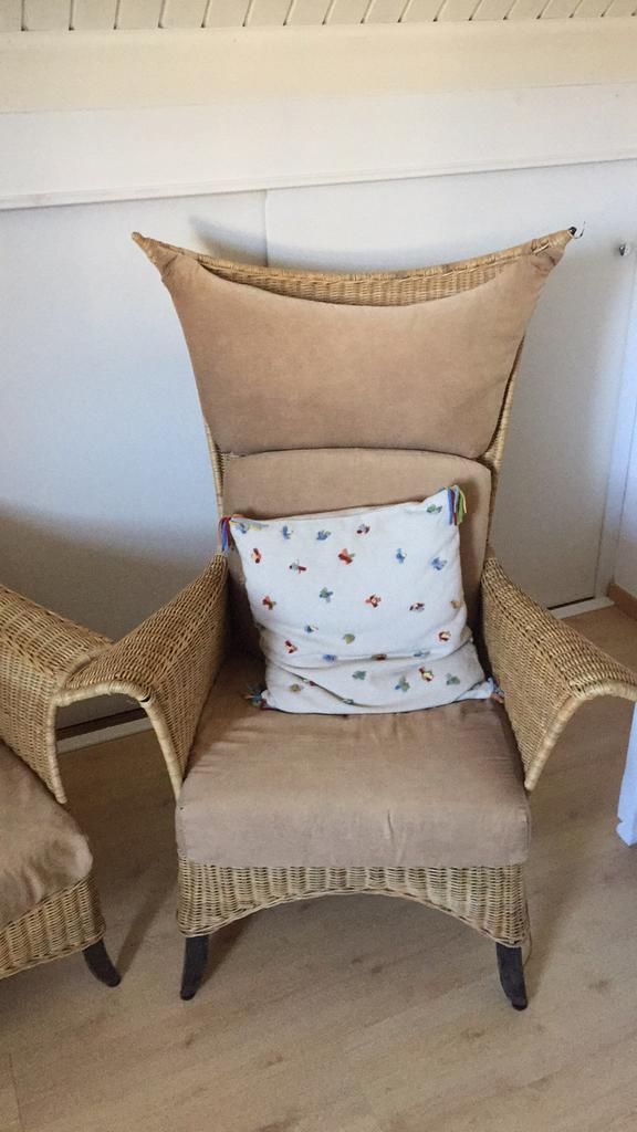 Mooie grote rieten fauteuil, Ophalen, 75 tot 100 cm, Riet of Rotan, 50 tot 75 cm