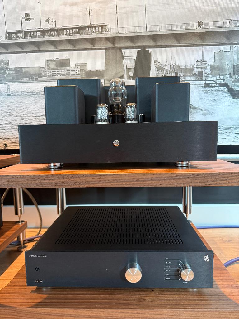 Dion Audio Streamer / DAC / voorversterker / eindversterker, Dion Audio, Versterker, Ophalen of Verzenden, Laurens Jansz. Costerstraat 5 6827 AR ARNHEM