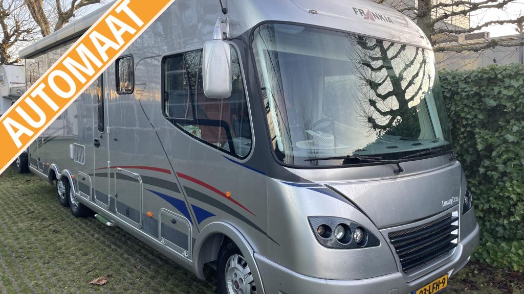 Frankia Luxury Class 840 GD, Caravans en Kamperen, Campers, Fiat, Bedrijf, Diesel, Afzuigkap