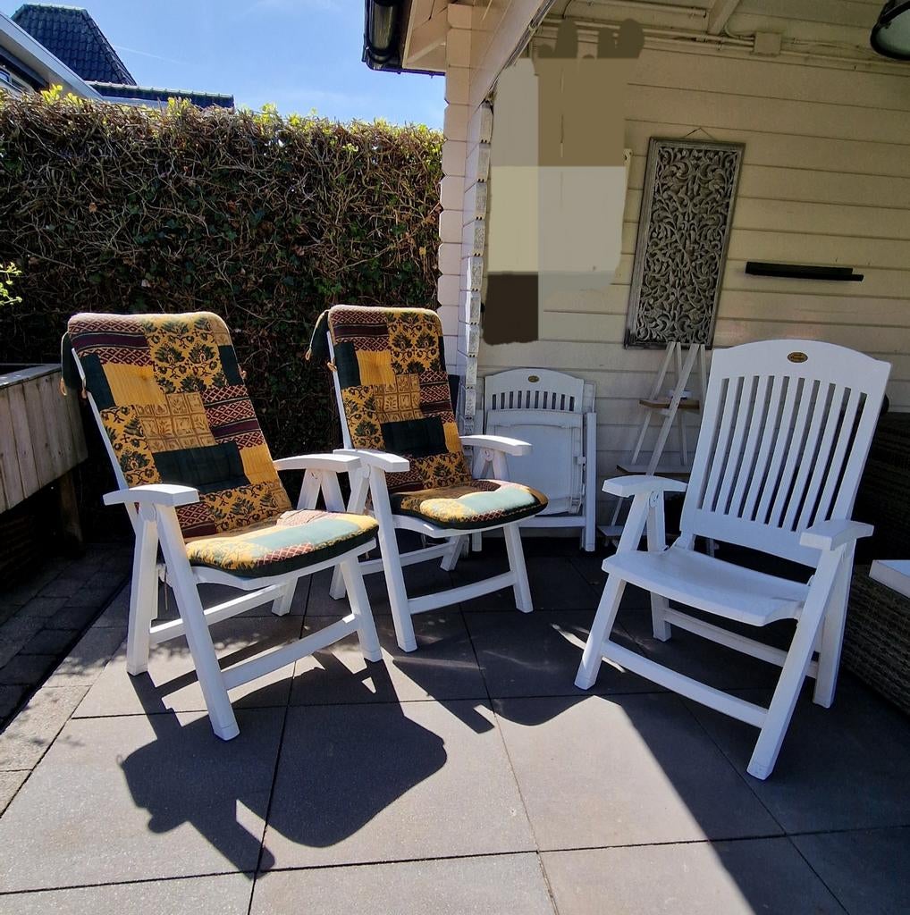 Mooie Hartman 4 witte tuinstoelen, tafel en 4 kussens., Ophalen of Verzenden, Kunststof