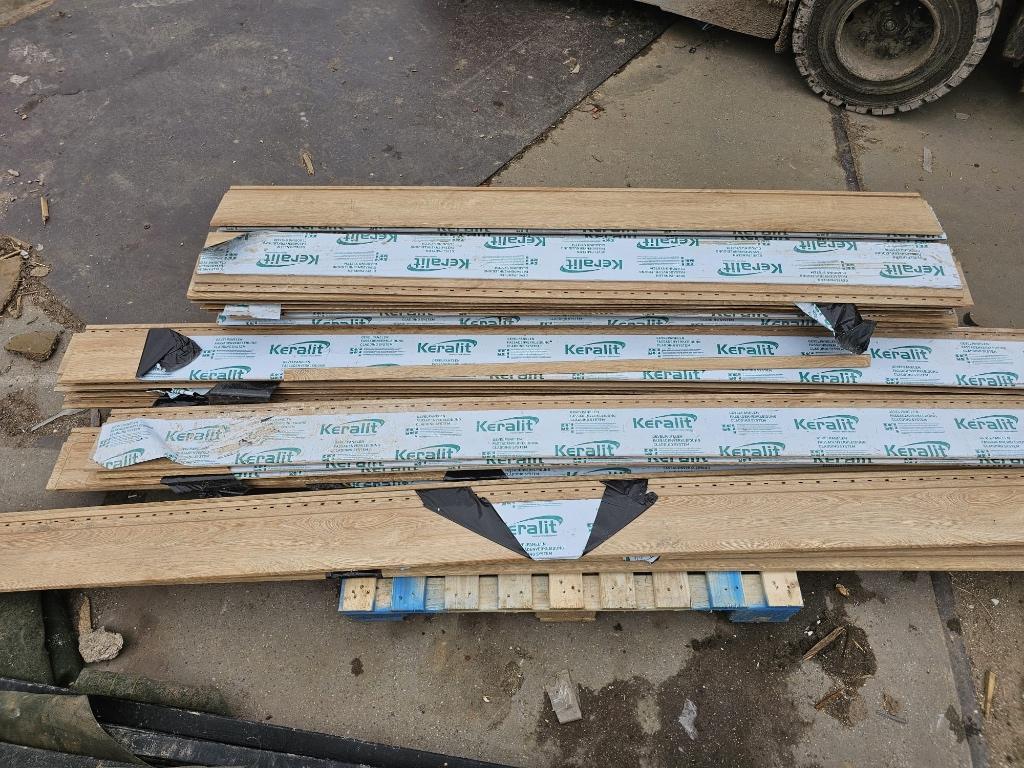 2681 - Sponningdelen, sponninglatten, Keralit, Doe-het-zelf en Verbouw, Plinten en Afwerking, Ophalen, Overige materialen, Overige typen