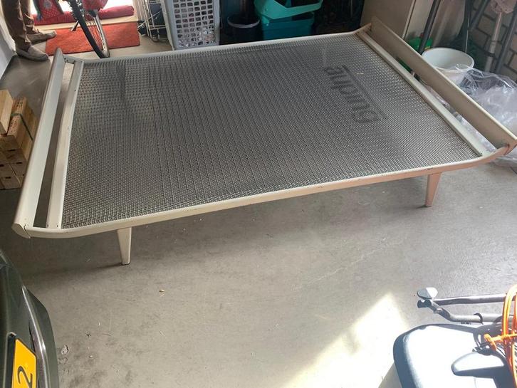Auping bed uit 1967, retro , vintage, Huis en Inrichting, Slaapkamer | Bedden, Gebruikt, Tweepersoons, 140 cm, 190 cm of minder