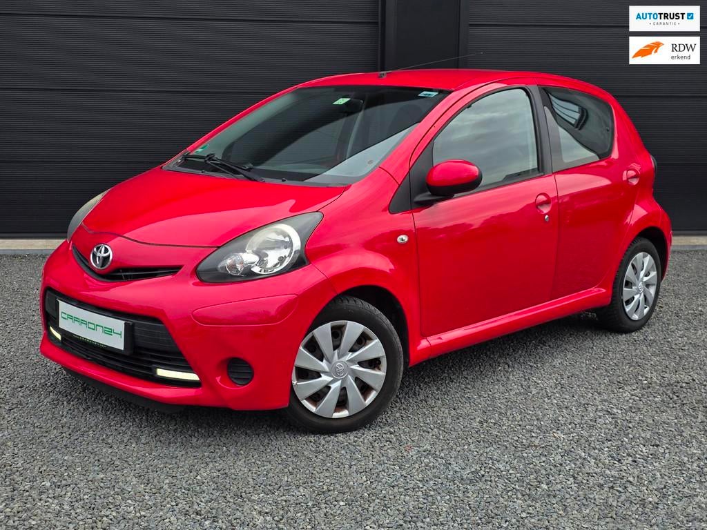 Toyota Aygo 1.0 VVT-i Comfort | 5-drs | Airco |, Voorwielaandrijving, Stof, Gebruikt, Zwart