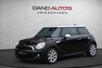 MINI Cooper S 1.6 211 PK John Cooper Works Navi/Xenon/PDC, Gebruikt, Zwart, 4 cilinders, 4 stoelen