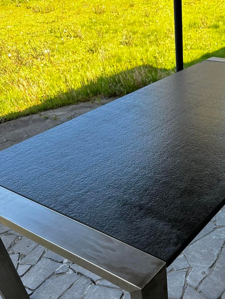 Rvs tuintafel met natuursteen graniet tafelblad, Ophalen, Zo goed als nieuw, Rechthoekig, Rvs