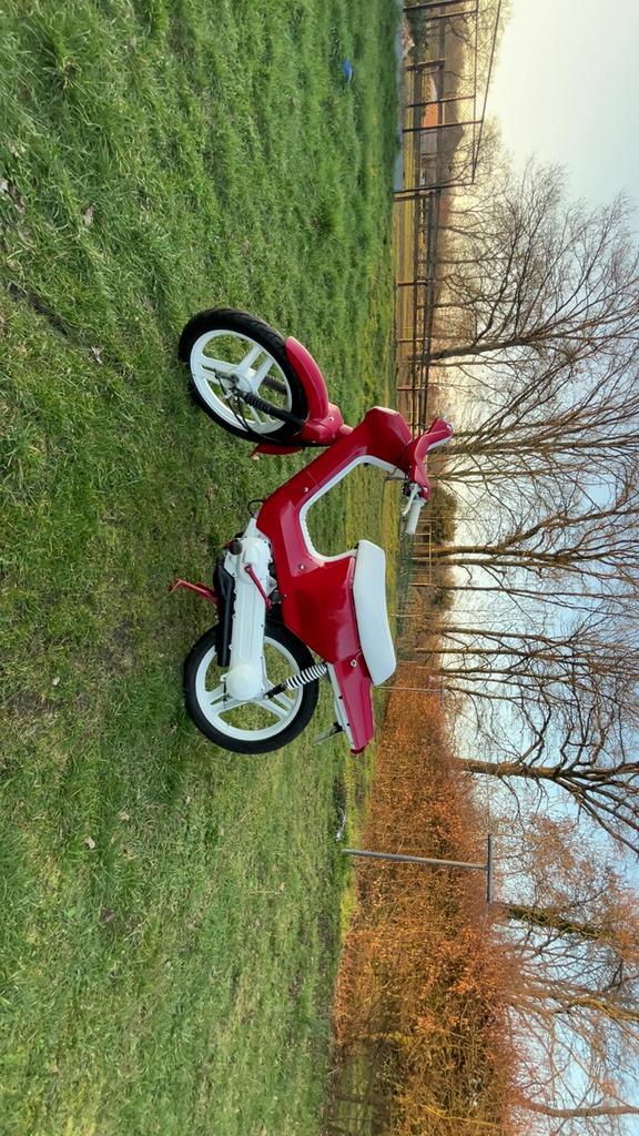 ️Honda Wallaroo A-klasse – 70cc Malossi, Fietsen en Brommers, Brommers | Honda, Zo goed als nieuw, Ophalen